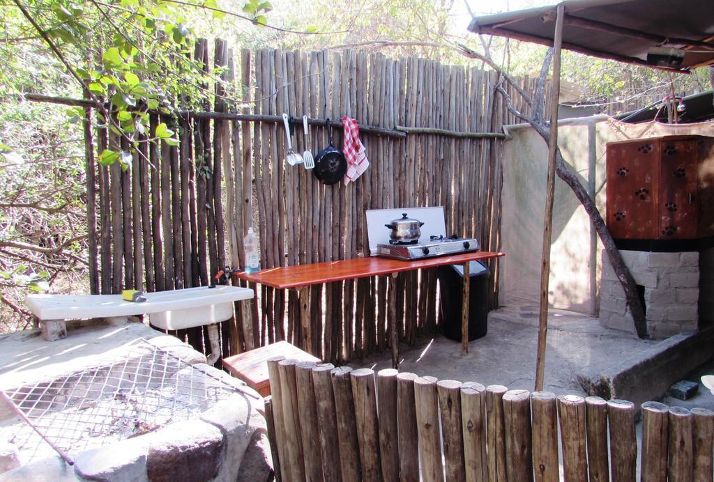 Amanzimlotzi Riverside Bush Camp Hoedspruit Exterior foto