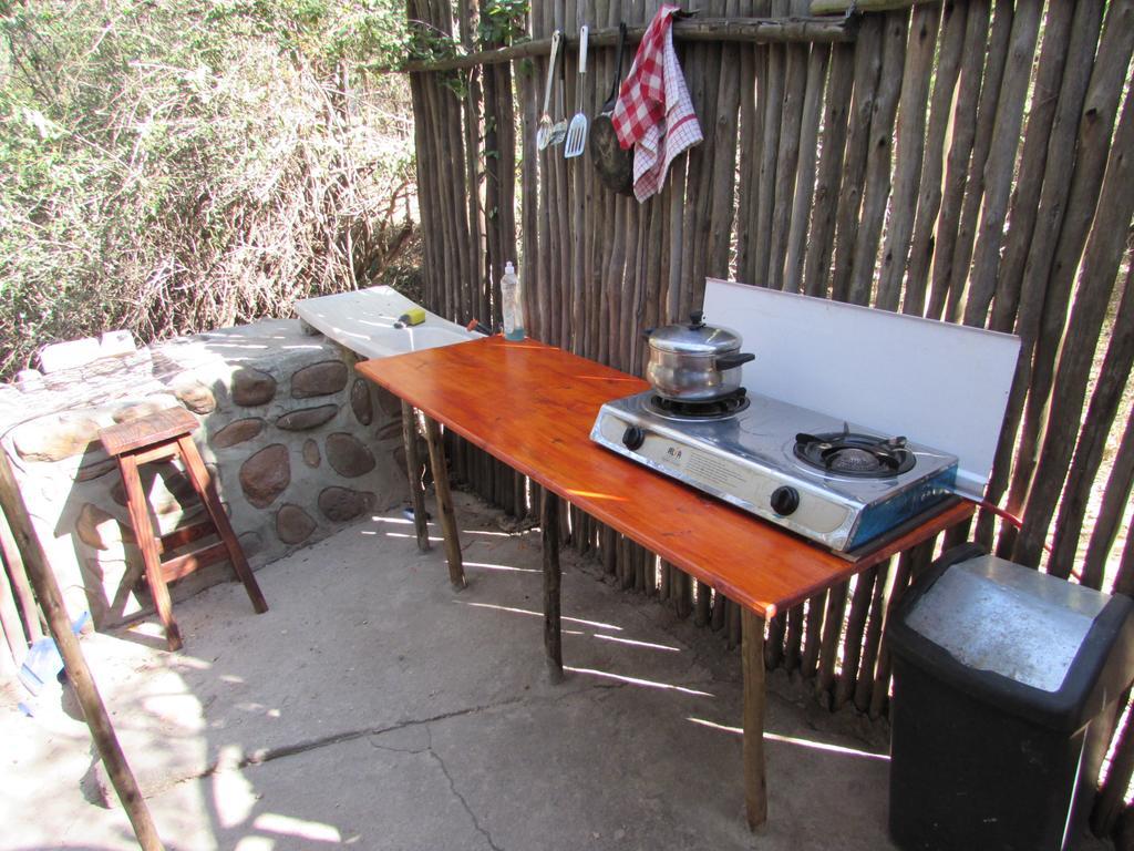 Amanzimlotzi Riverside Bush Camp Hoedspruit Exterior foto
