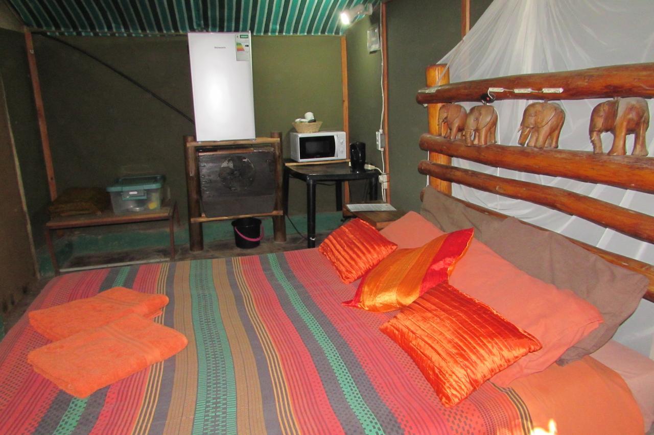 Amanzimlotzi Riverside Bush Camp Hoedspruit Exterior foto
