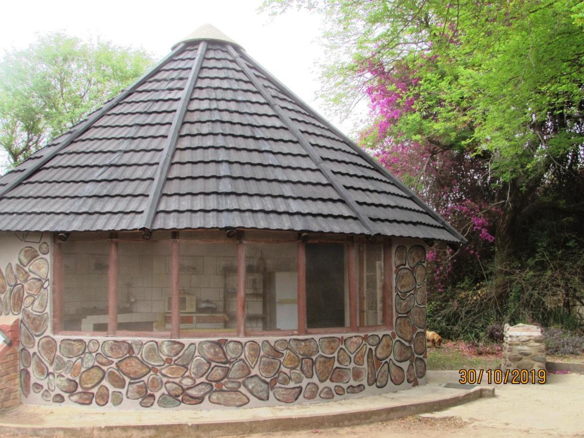 Amanzimlotzi Riverside Bush Camp Hoedspruit Exterior foto
